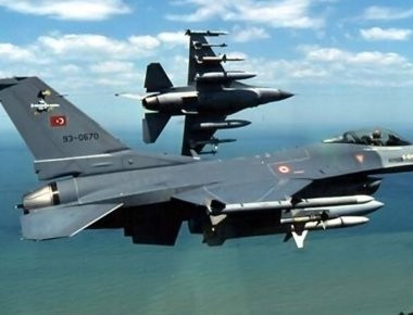 Τέσσερις εναέριες παραβιάσεις από οπλισμένα τουρκικά μαχητικά